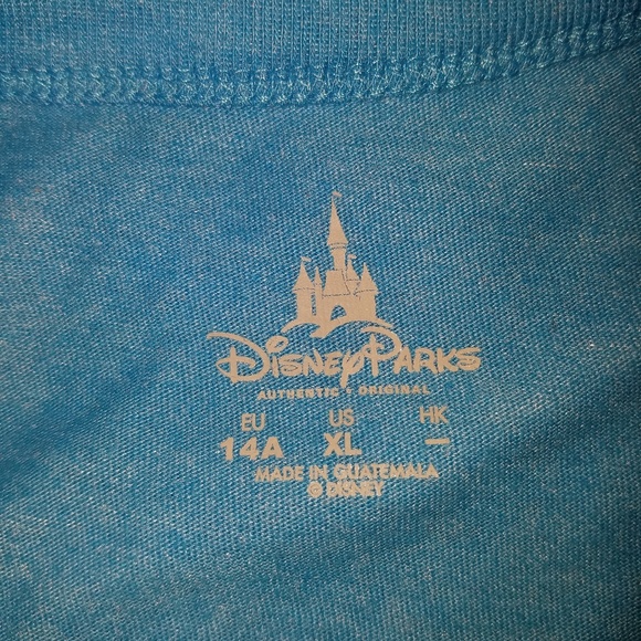 Disney shirt - Picture 2 of 2